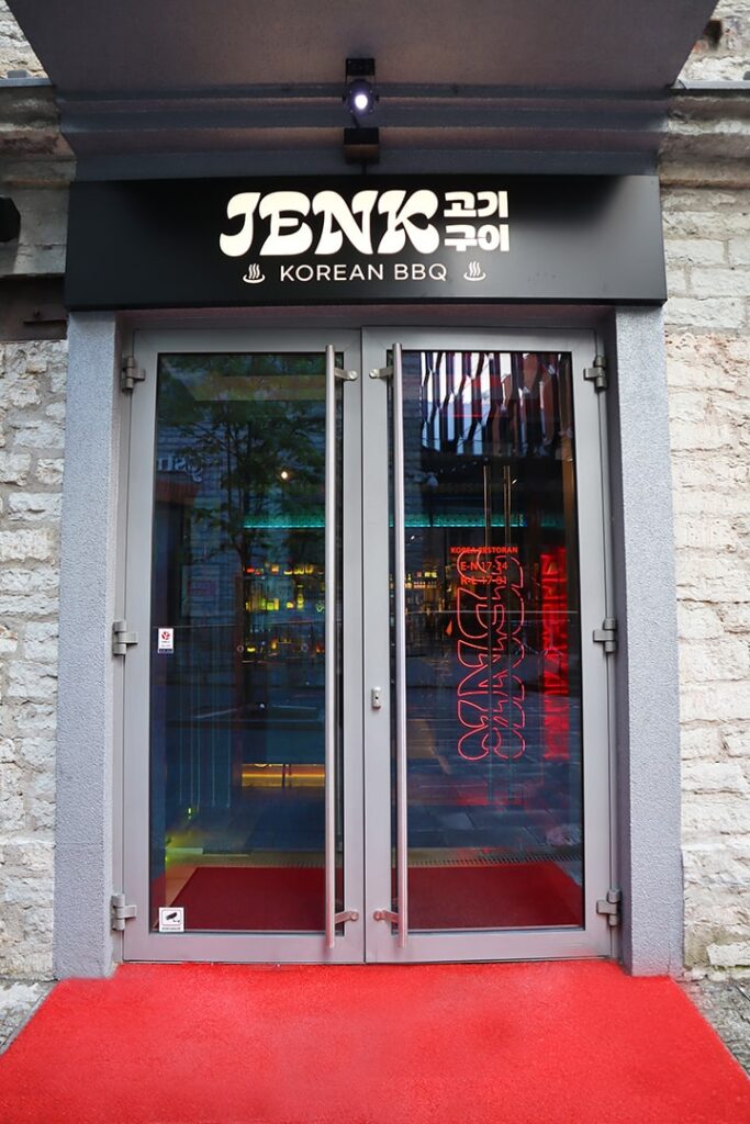 Jenk-Restaurant-Design-(16)-min