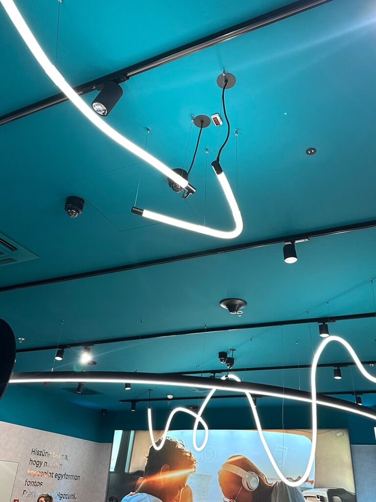 One-Hungary-New-Retail-Concept-(11)-min