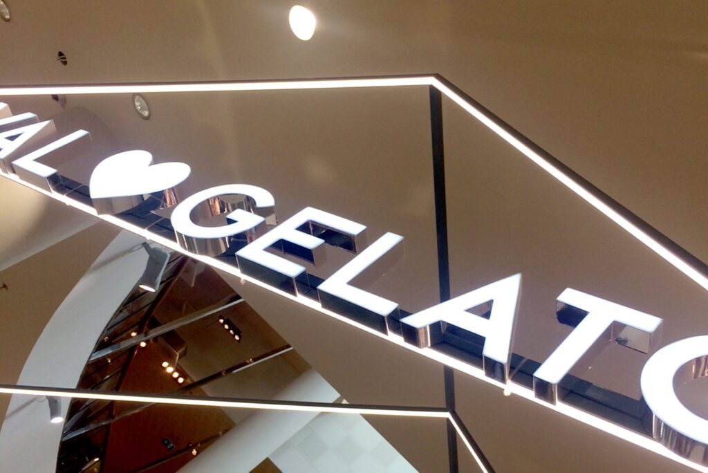 Reval-Cafe-Glato-Kiosk-SOlaris-(3)-min