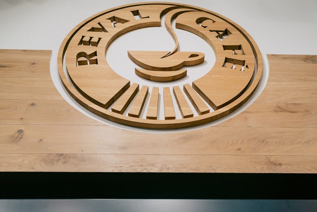 Reval-Cafe-to-go-new-store-concpet-(4)-min