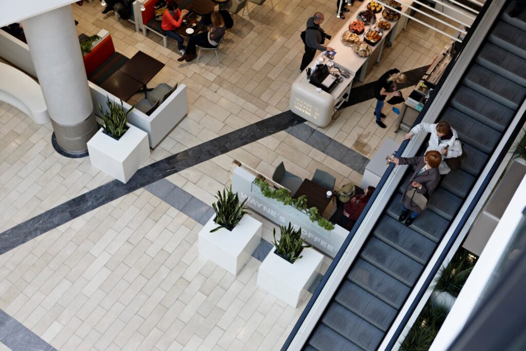 Viru-Keskus-Shopping-Centre-Design-(8)-min