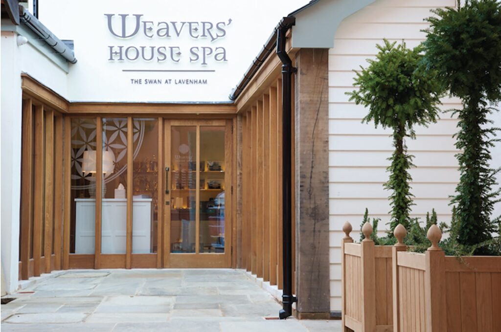 Weavers-House-Spa---Visual-Merchandising-and-Signage-(13)-min