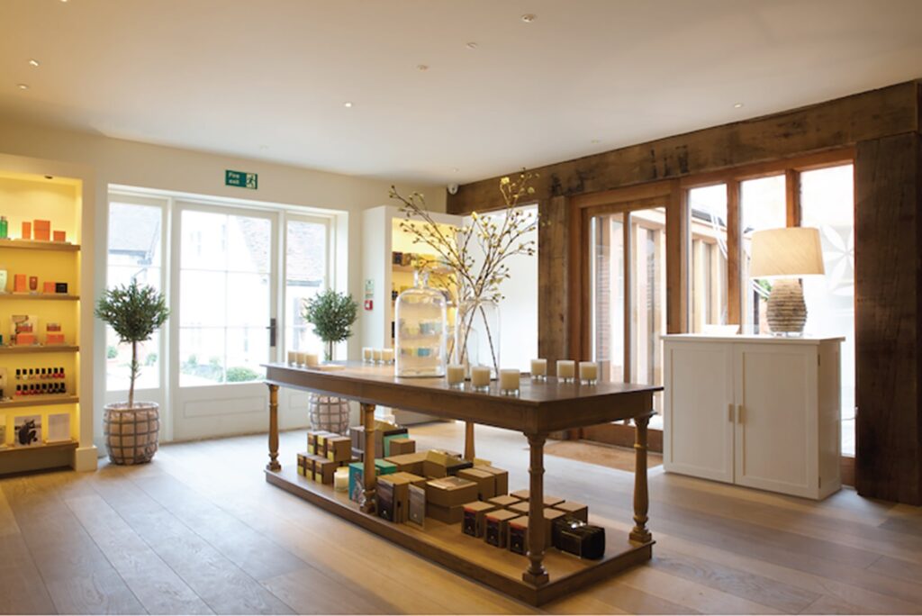 Weavers-House-Spa---Visual-Merchandising-and-Signage-(19)-min