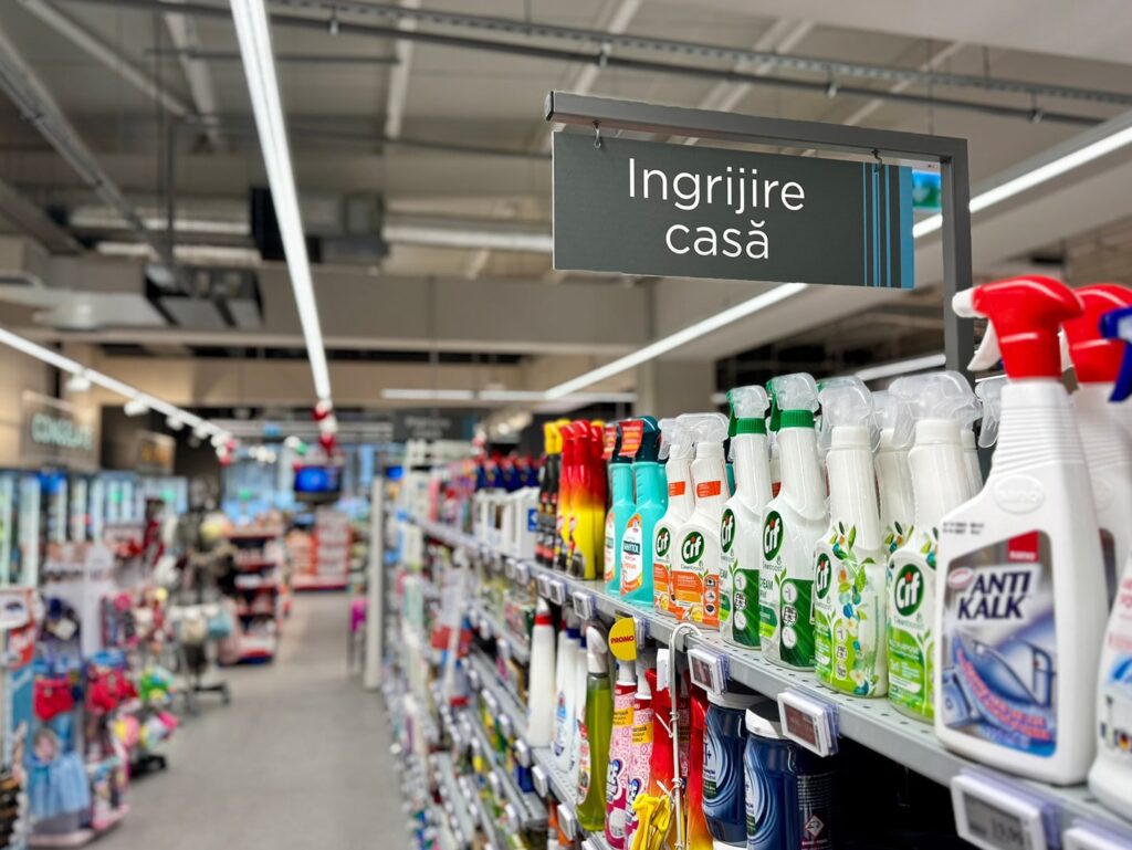 Mega-Image-Retail-Design-(11)-min