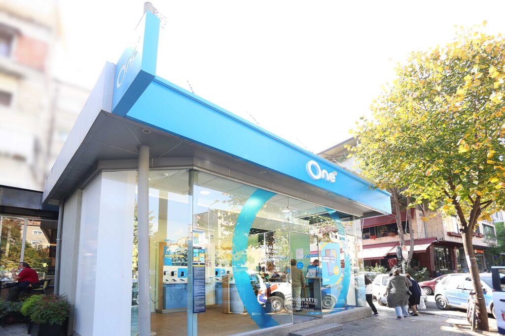 One-Telecommunications-New-Retail-Concept-(6)-min