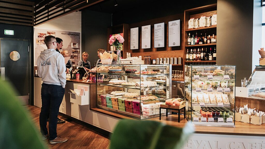 Reval-Cafe-Rocca-Al-Mare-(12)-min